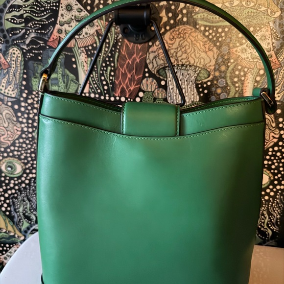 Kate Spade Vibrant Green Shoulder Bag - Picture 2 of 3